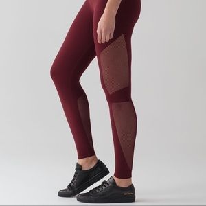 lululemon Reveal 7/8 Tight